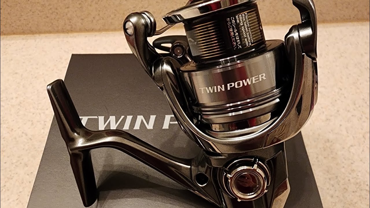 24 Certate vs 24 Twin Power – Which Spinning Reel is Right for You?